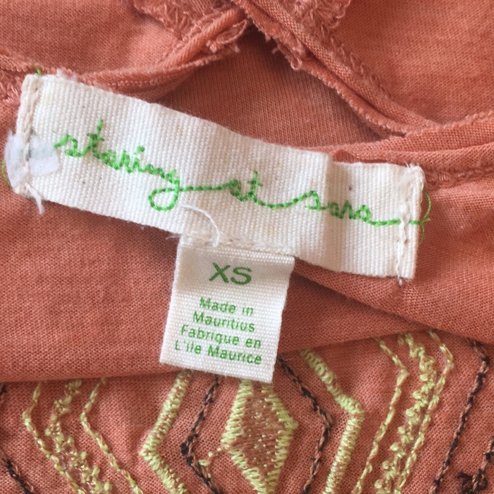 Embroidered tank - Picture 4 of 5